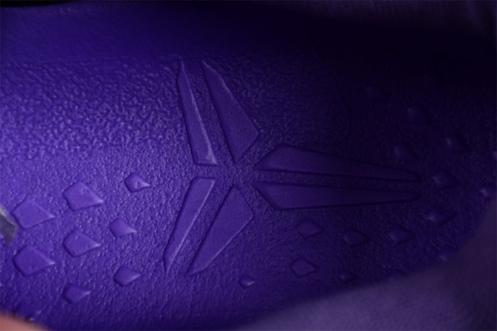 nike kobe 8 black mamba collection fade to black 869456-551