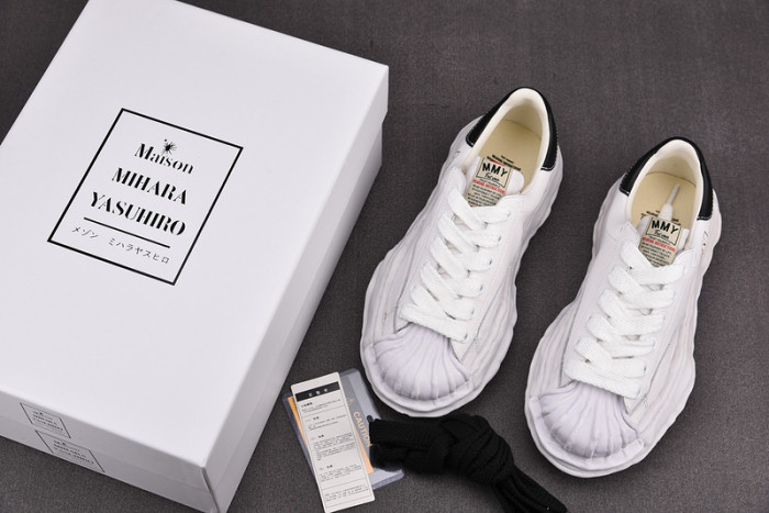 mihara yasuhiro a06fw702