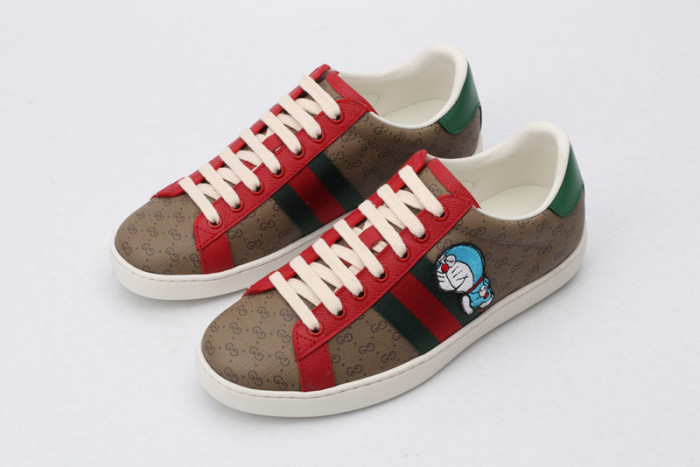 G*u*i* trainer sneaker64