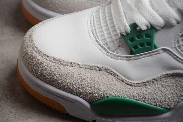 air jordan 4 retro sb pine green dr5415-103