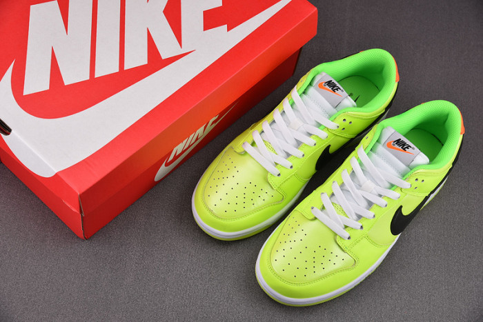 nike dunk low glow in the dark fj4610-702