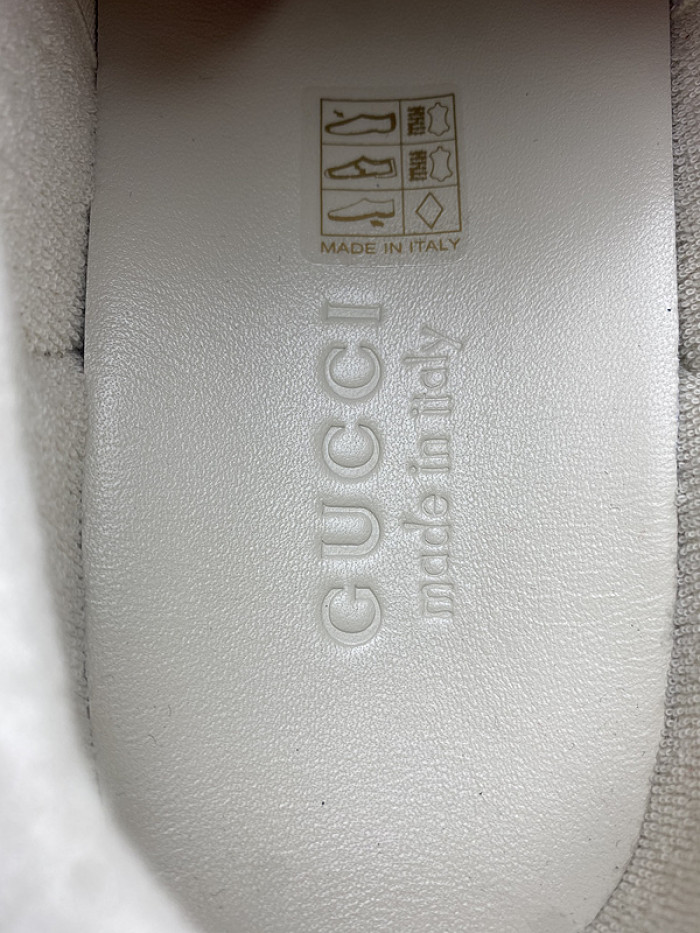 G*u*i* trainer sneaker 118