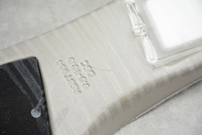 nike sb dunk low premium white game royal cj6884-100