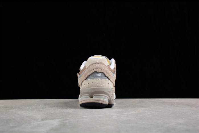 new balance 2002r protection pack driftwood m2002rdl