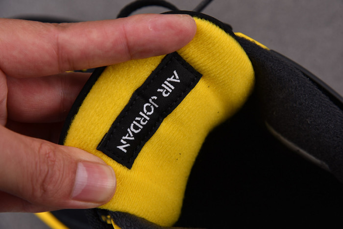 air jordan 4 retro "thunder" dh6927-017