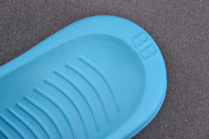 balenciag* sandal 15