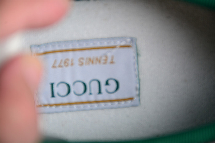 G*u*i* trainer sneaker 112