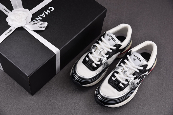 chane* snekaers c0000015