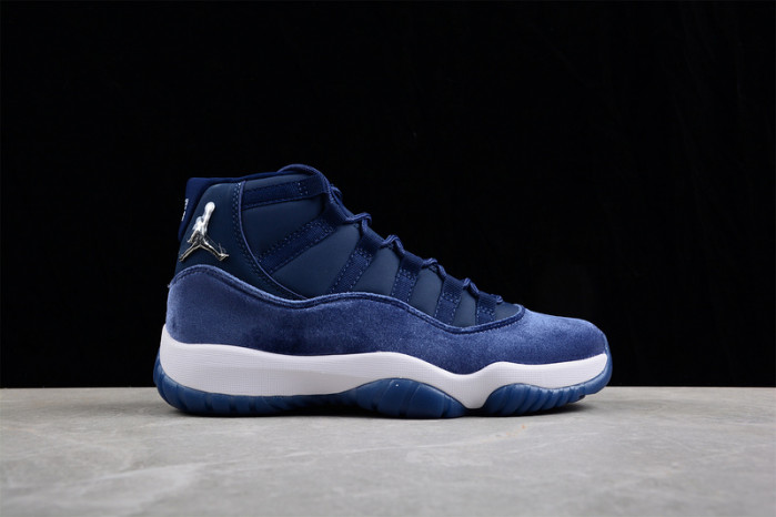 air jordan 11 velvet “midnight navy” ar0715-441