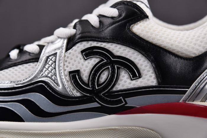 chane* snekaers c0000015