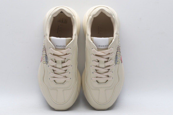 G*u*i* trainer sneaker 90