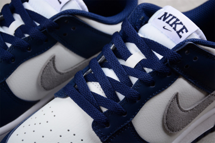 nike dunk low summit white midnight navy fd9749-400
