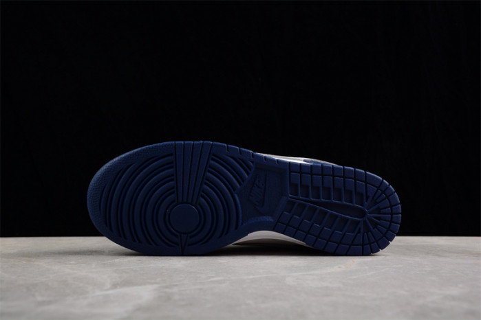 nike dunk low summit white midnight navy fd9749-400