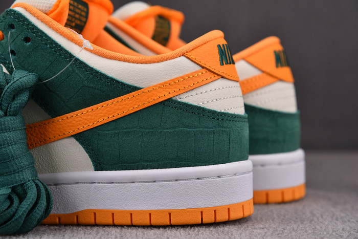 nike sb dunk low legion pine kumquat 304292-383