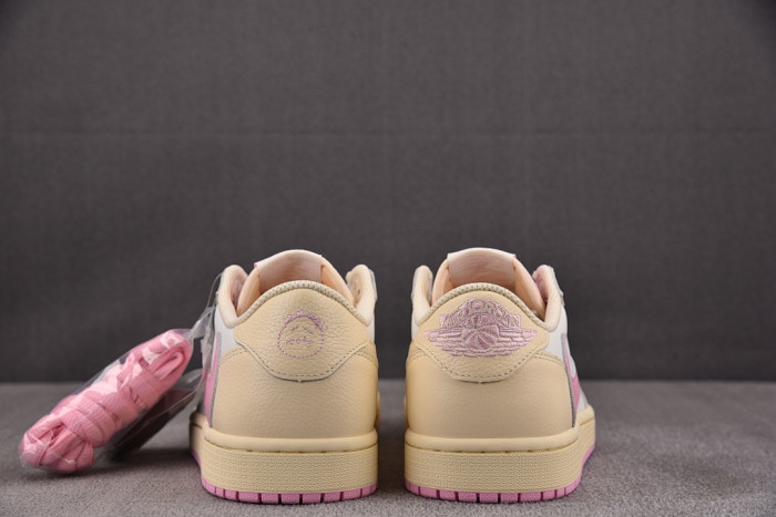 AIR JORDAN 1 RETRO LOW OG SP TRAVIS SCOTT SHY PINK IQ7604-100